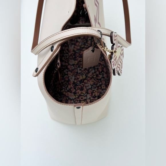 COACH Keith Haring Town Tote With Dancing Dog & Matching Charm - Picture 9 of 13